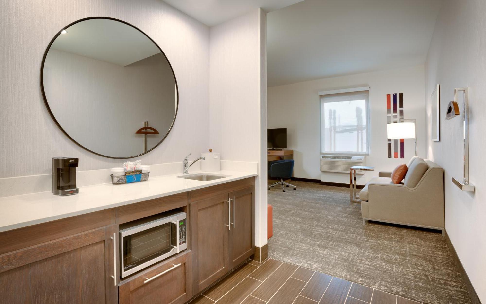 Hampton Inn & Suites Anaheim Resort Convention Center Экстерьер фото