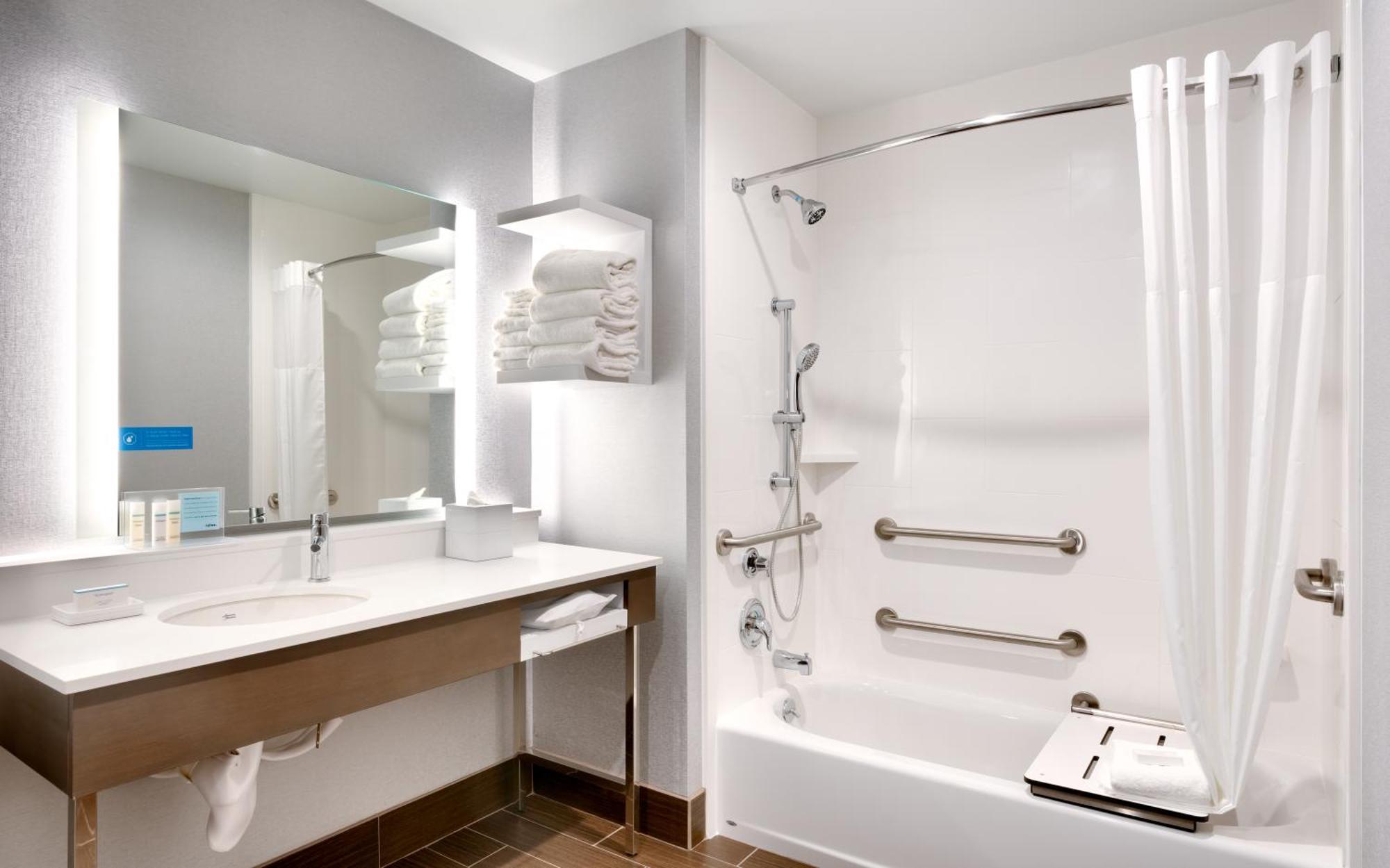 Hampton Inn & Suites Anaheim Resort Convention Center Экстерьер фото